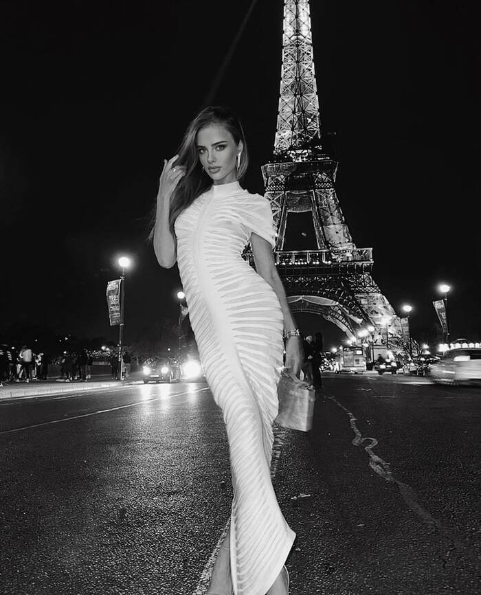 Tisshko and the Eiffel Tower - NSFW, Girls, Vertical video, beauty, Tower, France, Fashion model, Photographer, The photo, PHOTOSESSION, Professional shooting, Beautiful, Figure, Longpost, Paris