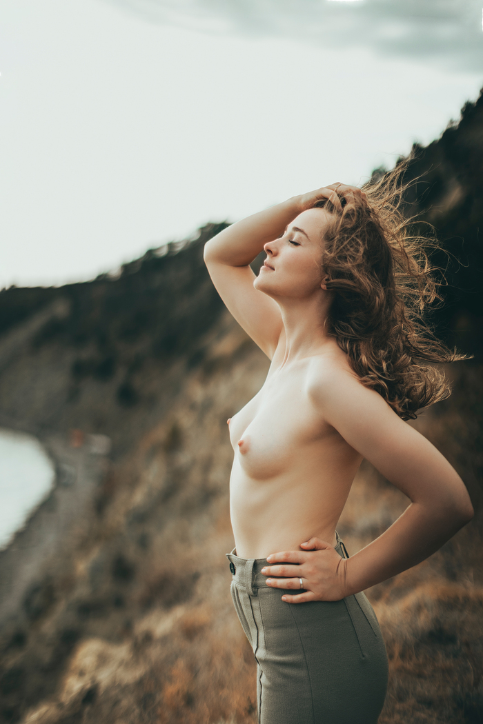 On the shore... - NSFW, My, Girls, beauty, The photo, Photographer, Beginning photographer, Fashion model, Figure, Canon, Boobs, Professional shooting, Waist, Bodysuit, Erotic