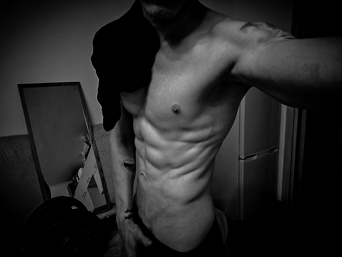 Just hello - NSFW, My, Athletic body, Male torso, Naked, Naked torso, Drishch, Naked guy, Playgirl, Good morning, Black and white photo, Longpost